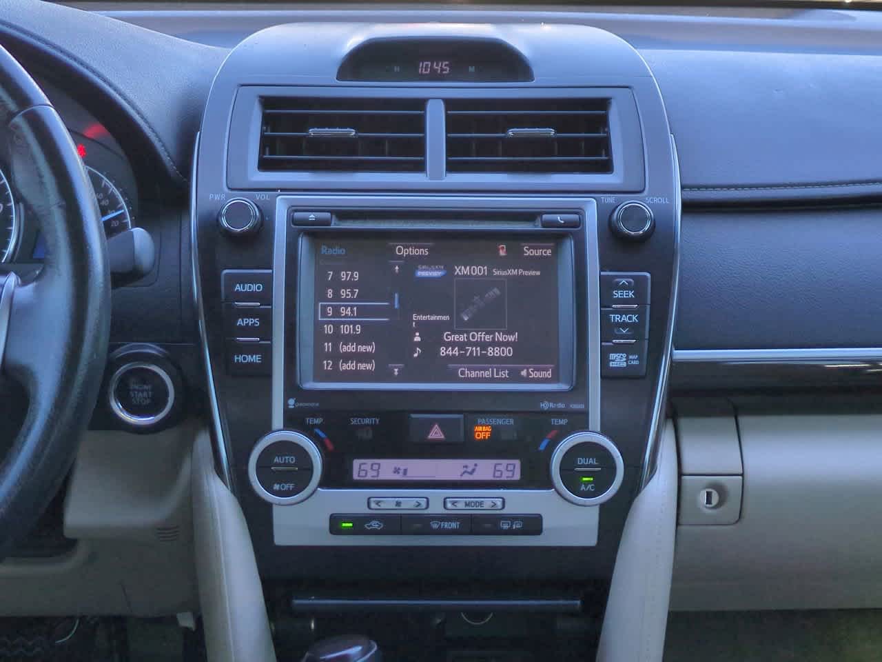 Thumbnail: 2014 Toyota Camry - 16