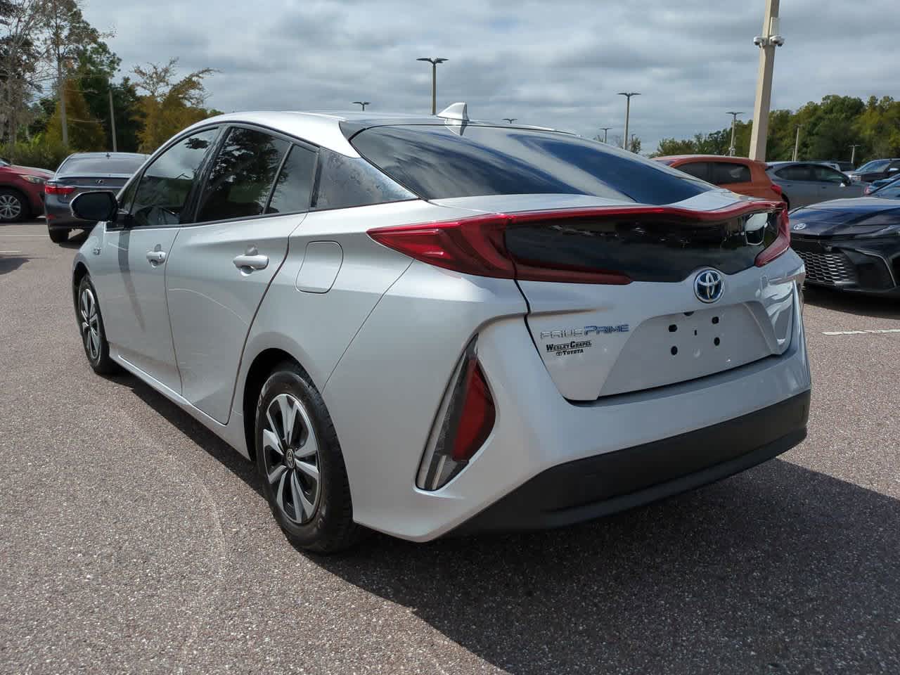 Thumbnail: 2017 Toyota Prius Prime - 4