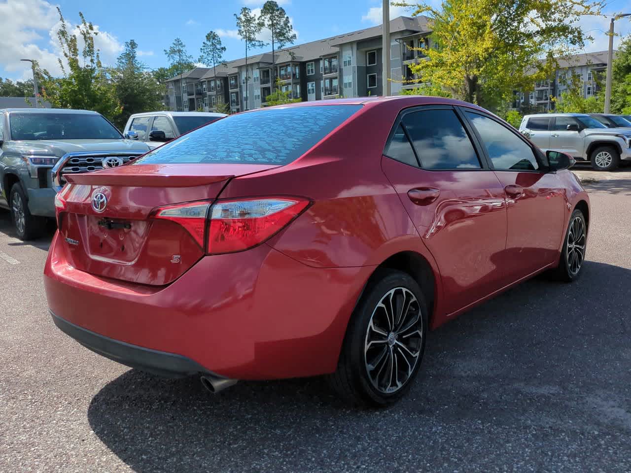 Thumbnail: 2015 Toyota Corolla - 6