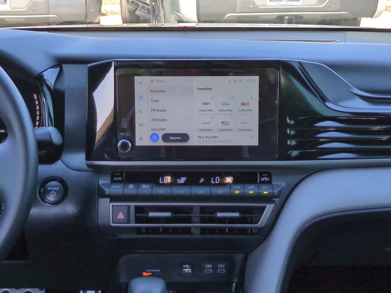 Thumbnail: 2025 Toyota Camry - 17