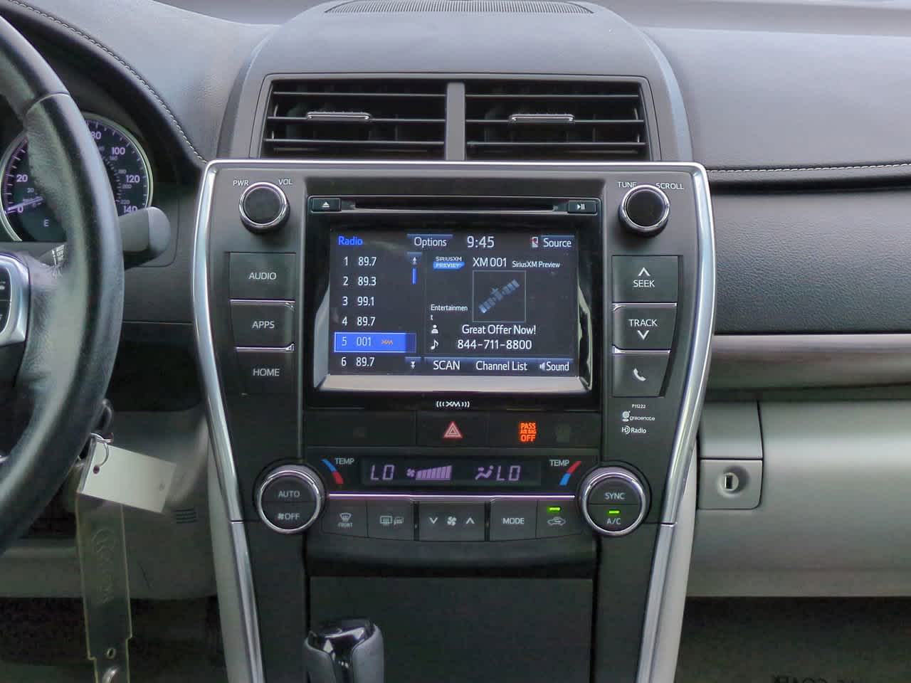 Thumbnail: 2016 Toyota Camry - 17