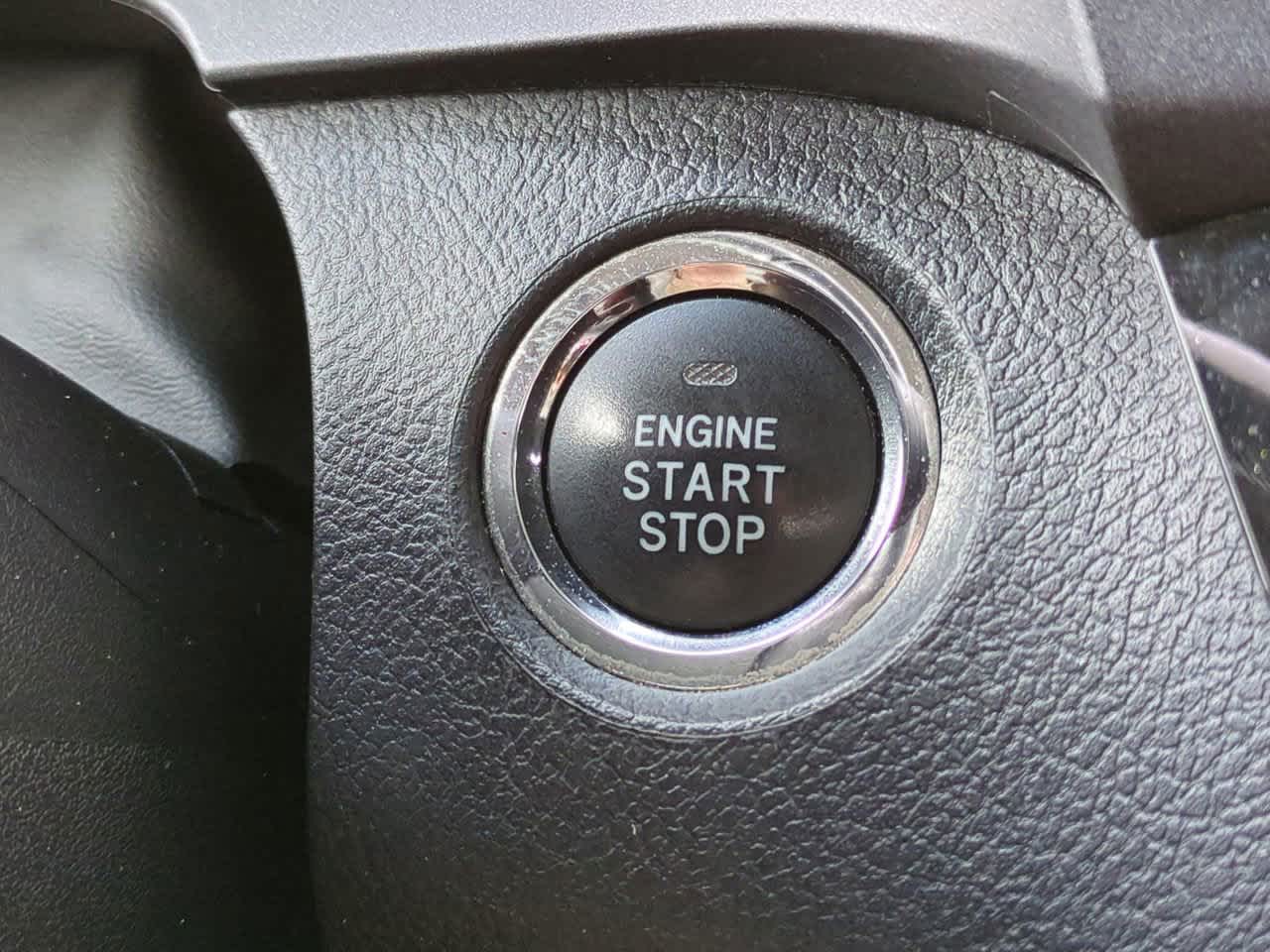 2015 Toyota Sienna Limited 29