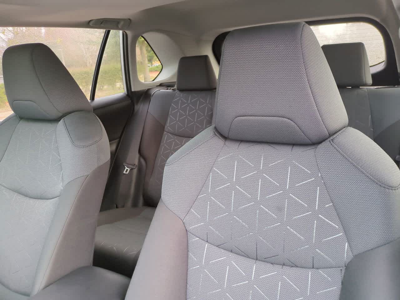 Thumbnail: 2025 Toyota RAV4 - 8