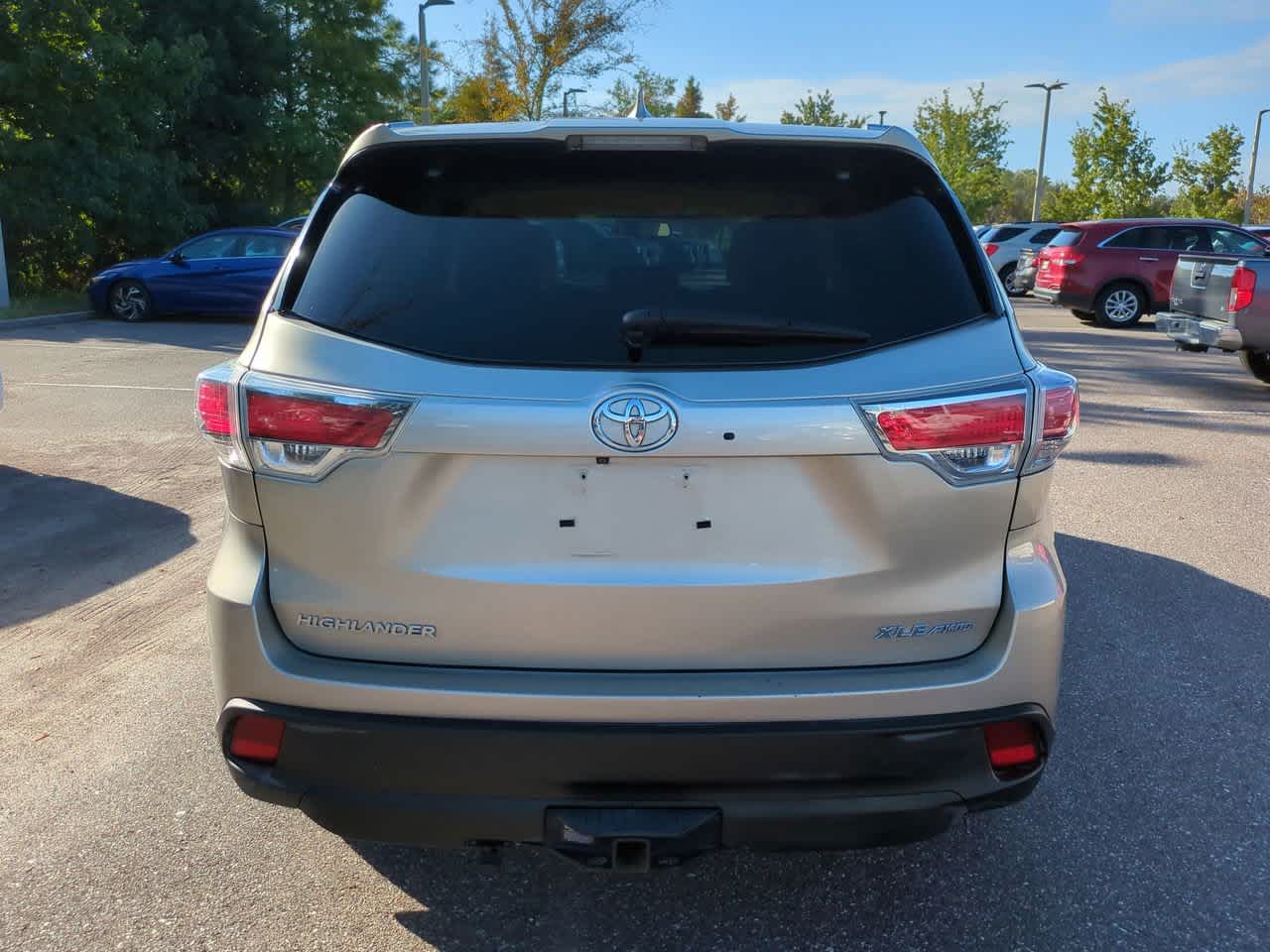 Thumbnail: 2015 Toyota Highlander - 5