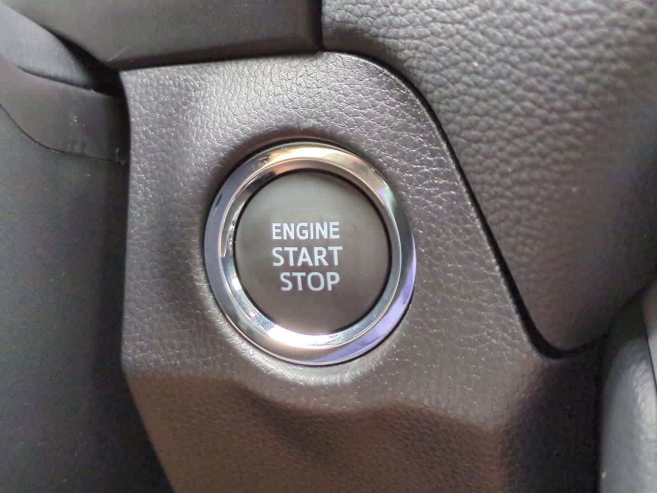 Thumbnail: 2025 Toyota RAV4 - 27