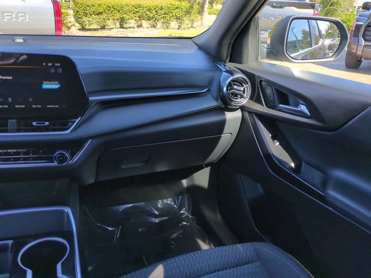 Thumbnail: 2025 Chevrolet Equinox - 16