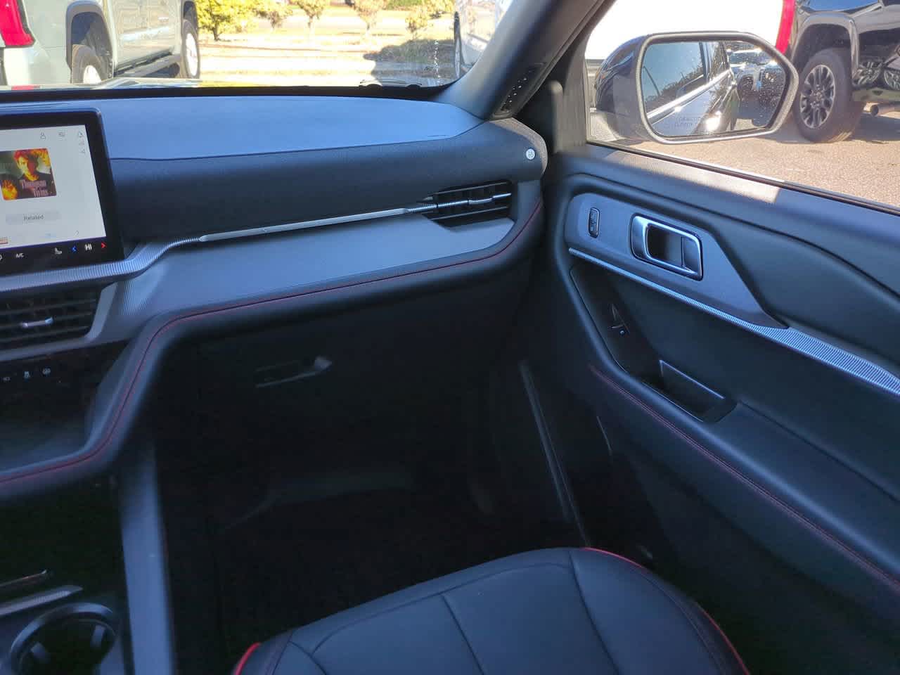 Thumbnail: 2025 Ford Explorer - 17