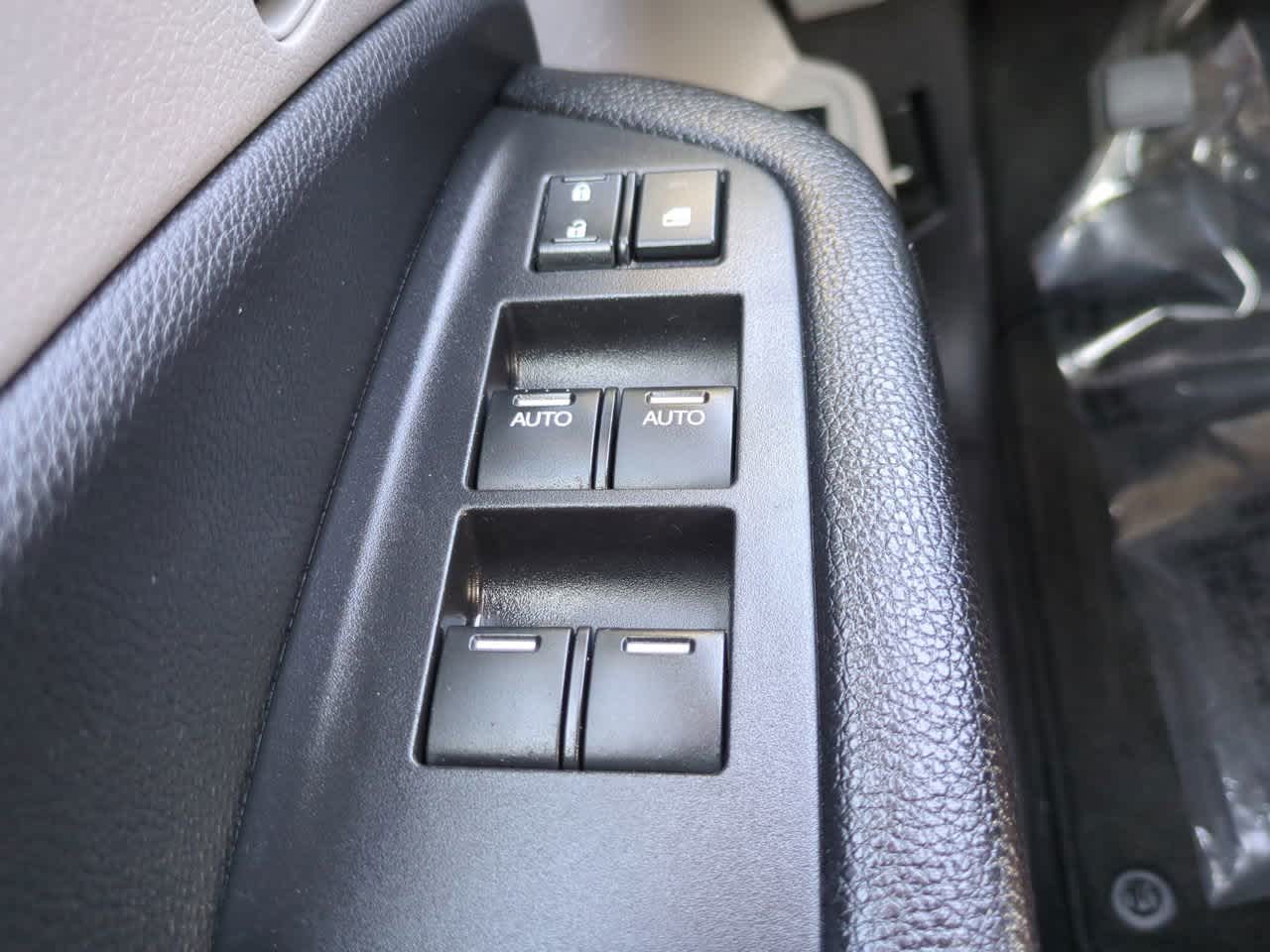 Thumbnail: 2016 Honda Pilot - 22