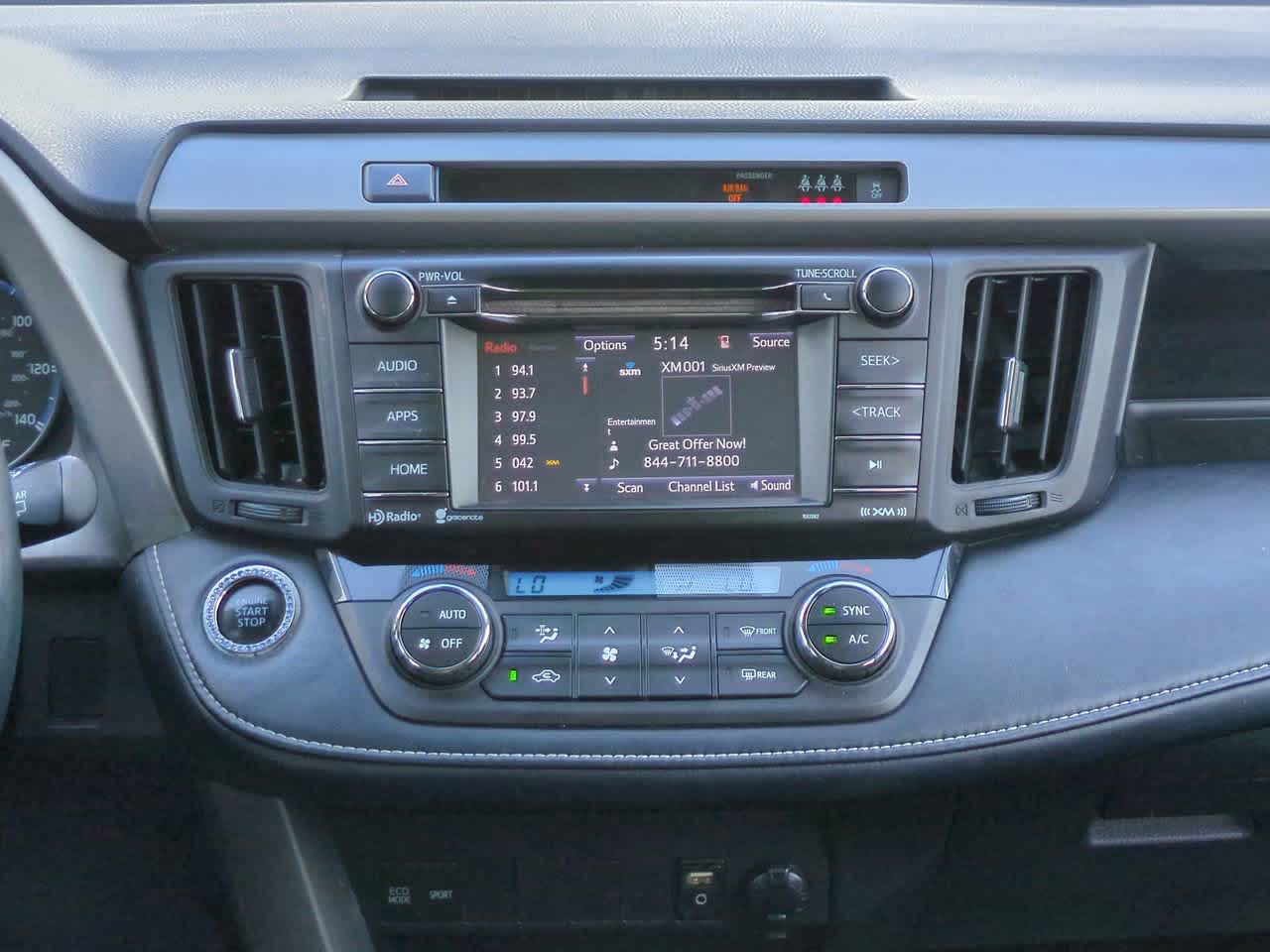 Thumbnail: 2018 Toyota RAV4 - 17