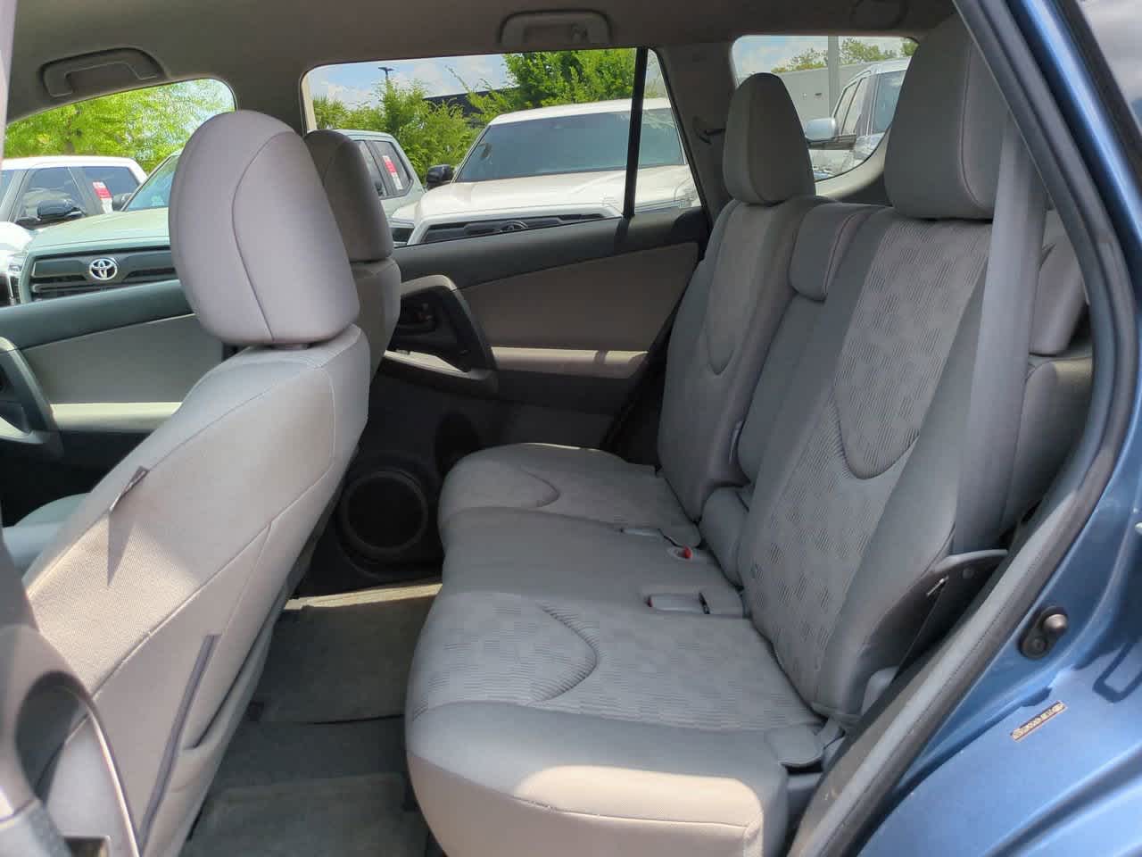 Thumbnail: 2012 Toyota RAV4 - 13