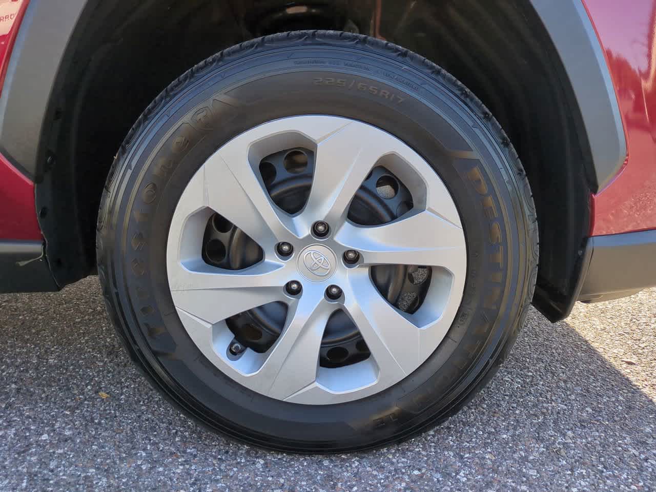 Thumbnail: 2024 Toyota RAV4 - 11