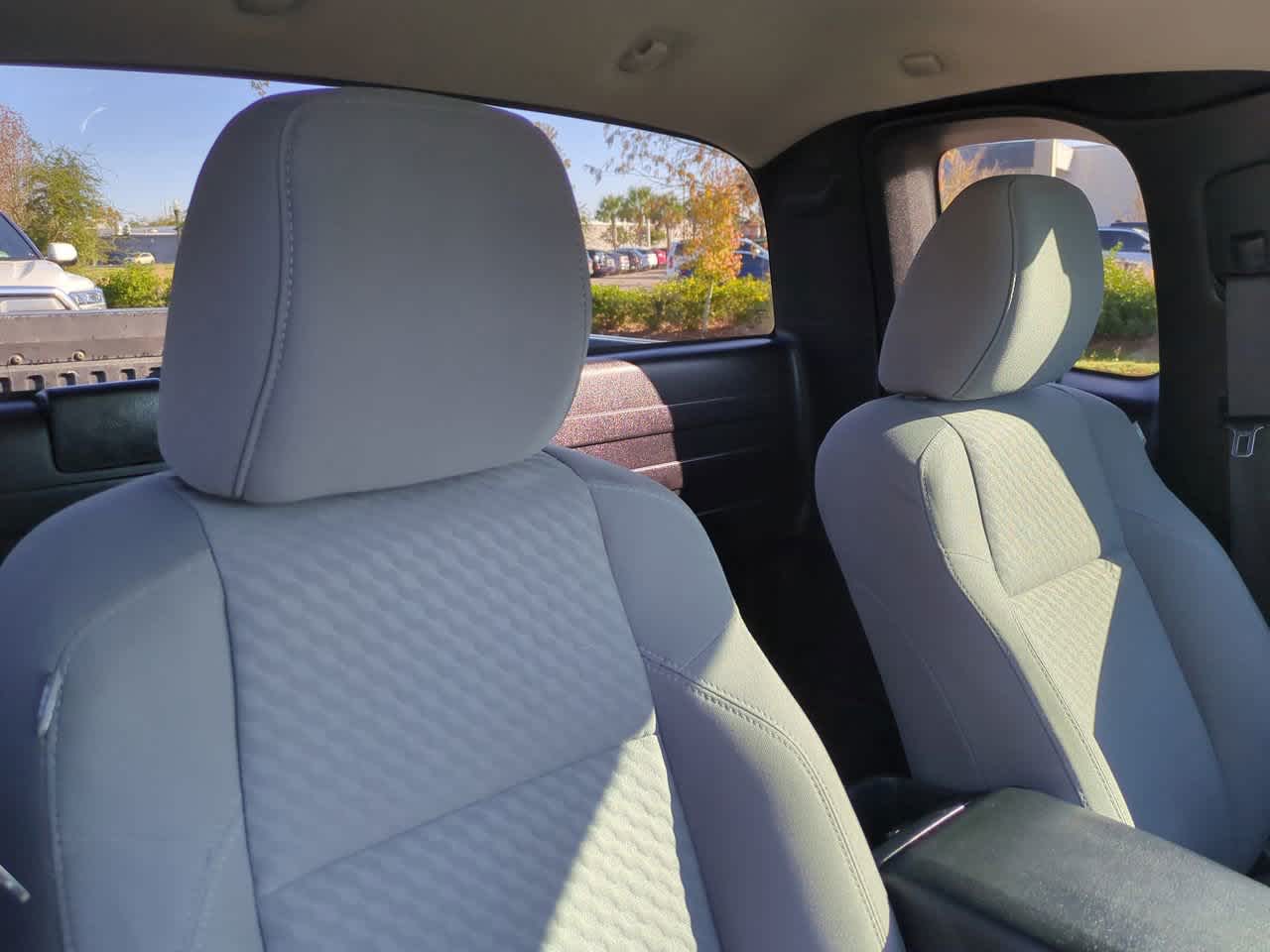 Thumbnail: 2020 Toyota Tacoma - 7