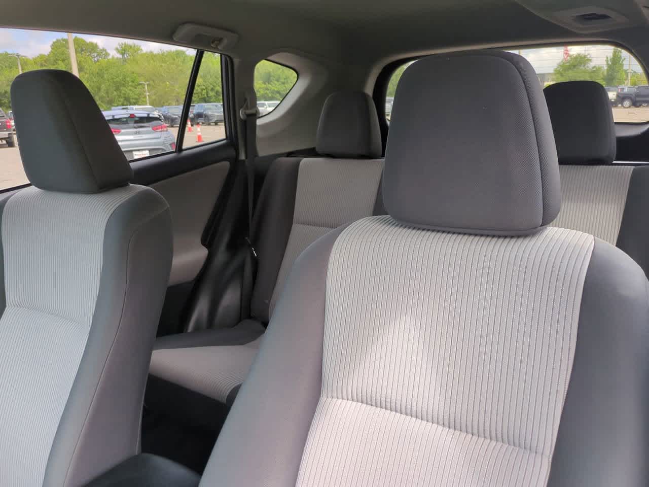 Thumbnail: 2014 Toyota RAV4 - 8