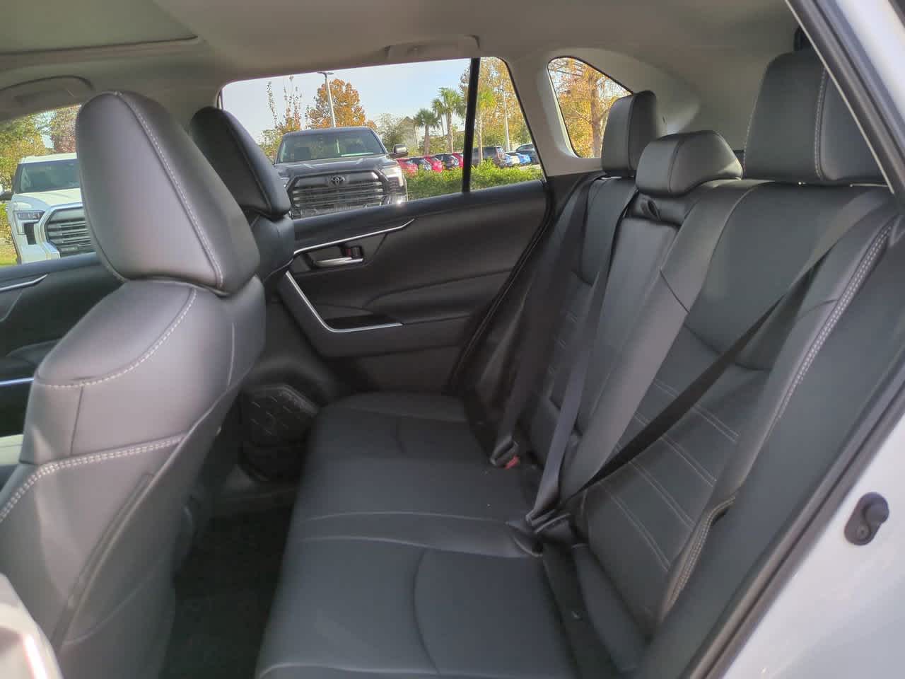 Thumbnail: 2025 Toyota RAV4 - 13