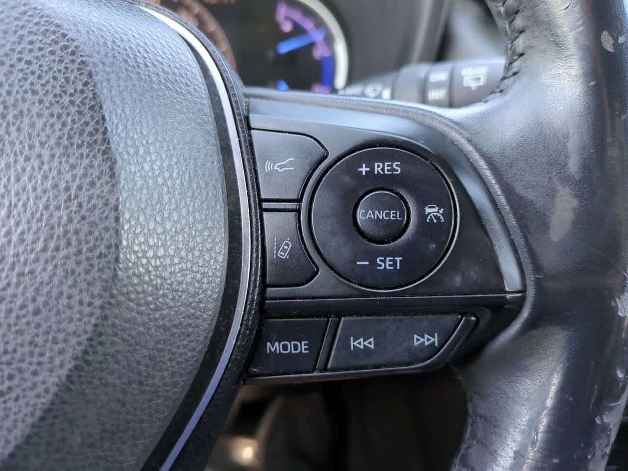 Thumbnail: 2019 Toyota RAV4 - 26