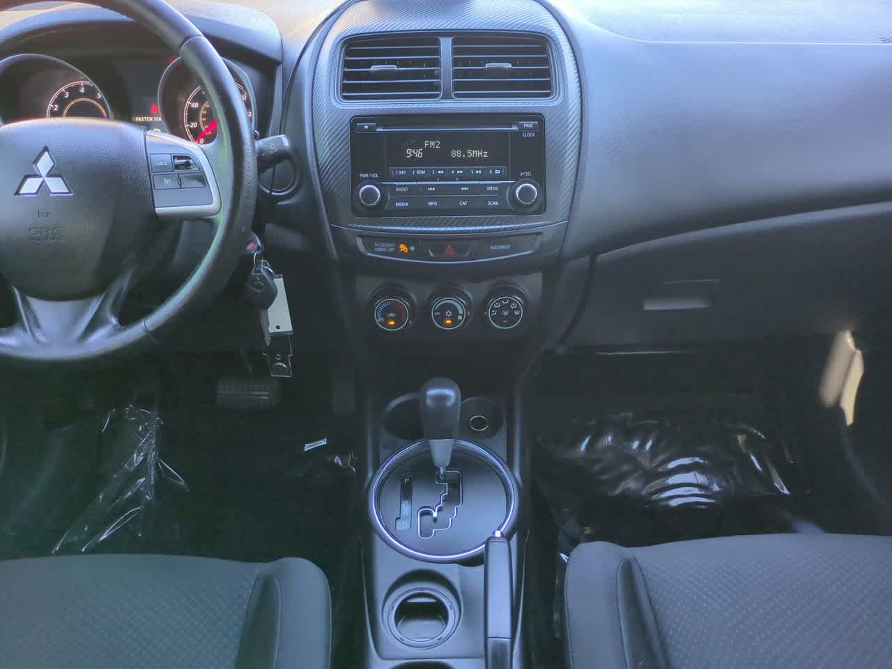 Thumbnail: 2015 Mitsubishi Outlander Sport - 18