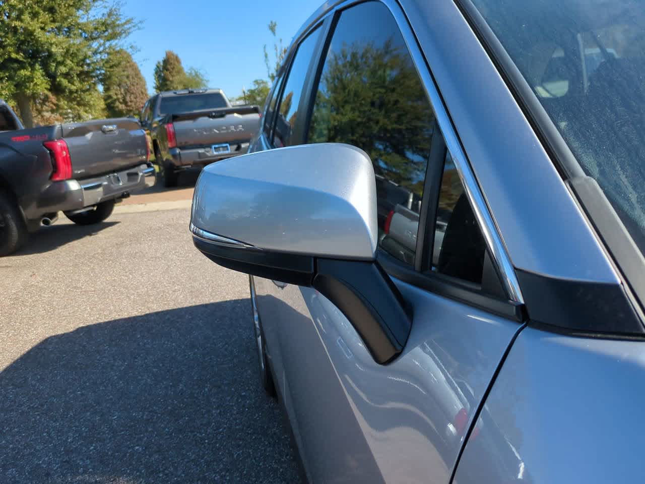 Thumbnail: 2025 Toyota RAV4 - 12