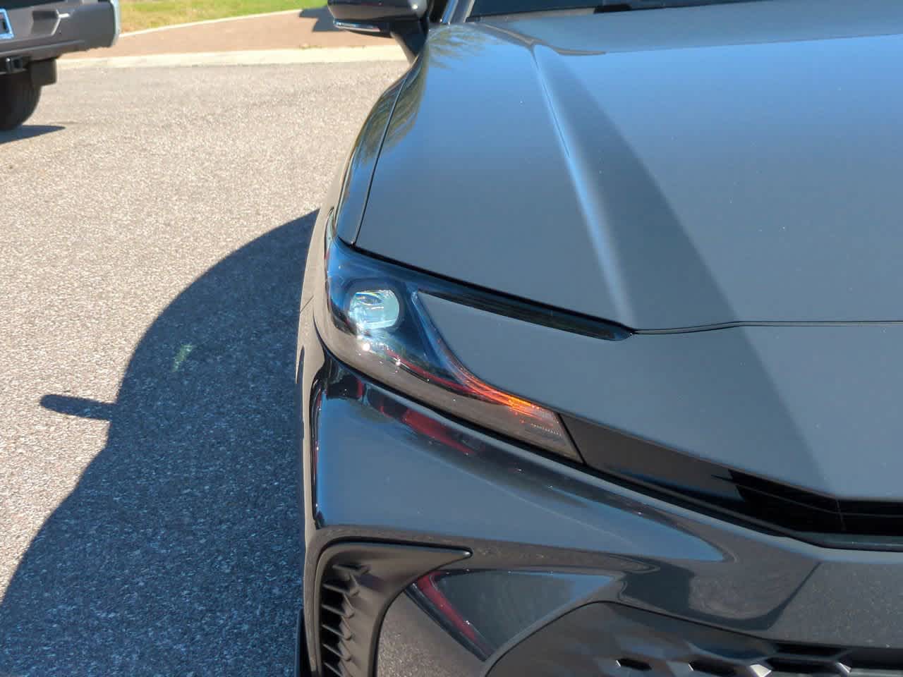 Thumbnail: 2025 Toyota Camry - 10