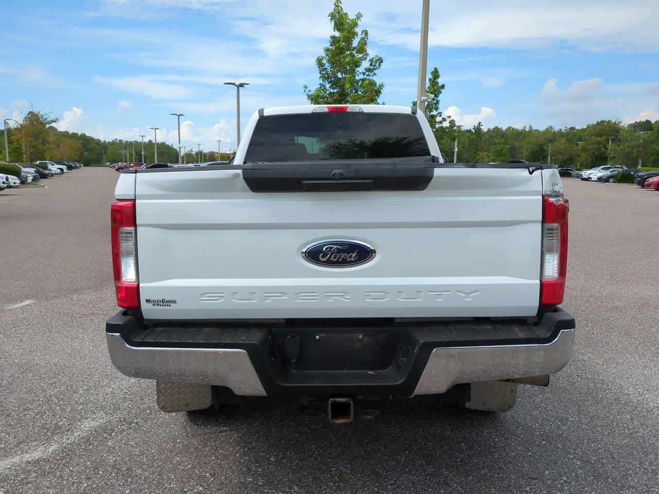 Thumbnail: 2017 Ford F-350 - 5