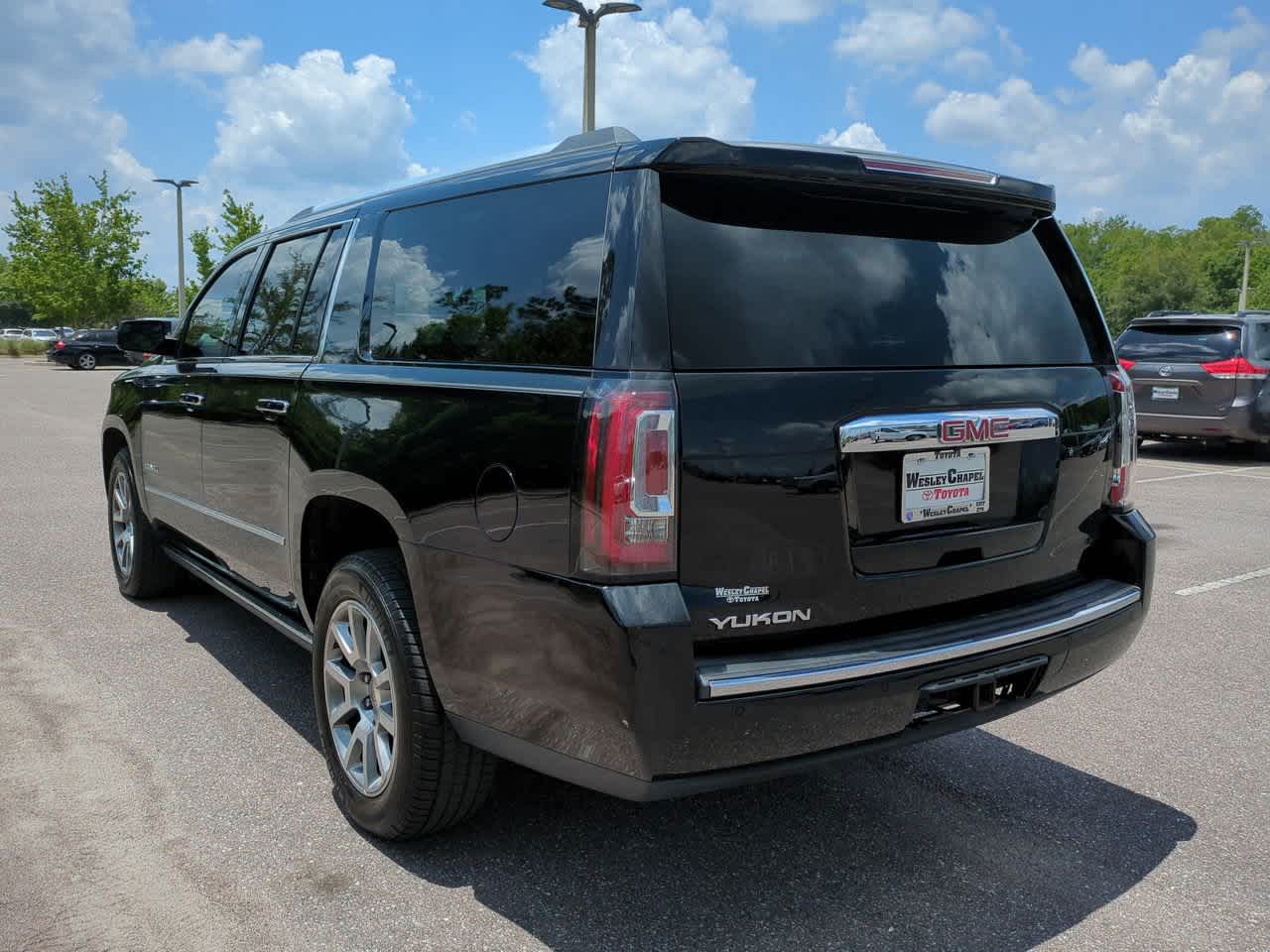 Thumbnail: 2016 GMC Yukon XL - 4