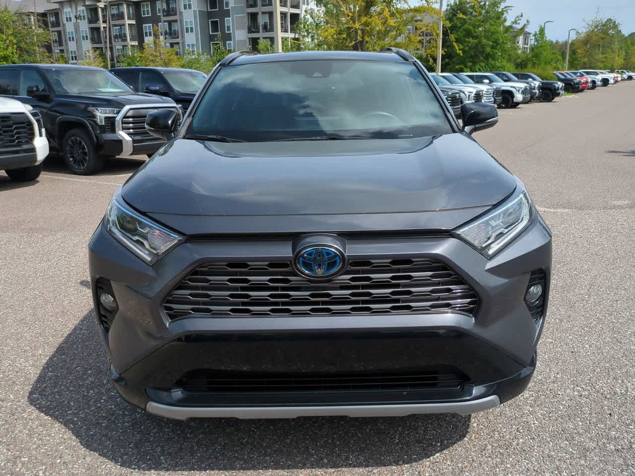 Thumbnail: 2020 Toyota RAV4 - 9