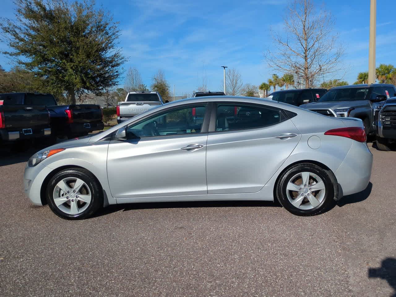 Thumbnail: 2013 Hyundai Elantra - 3