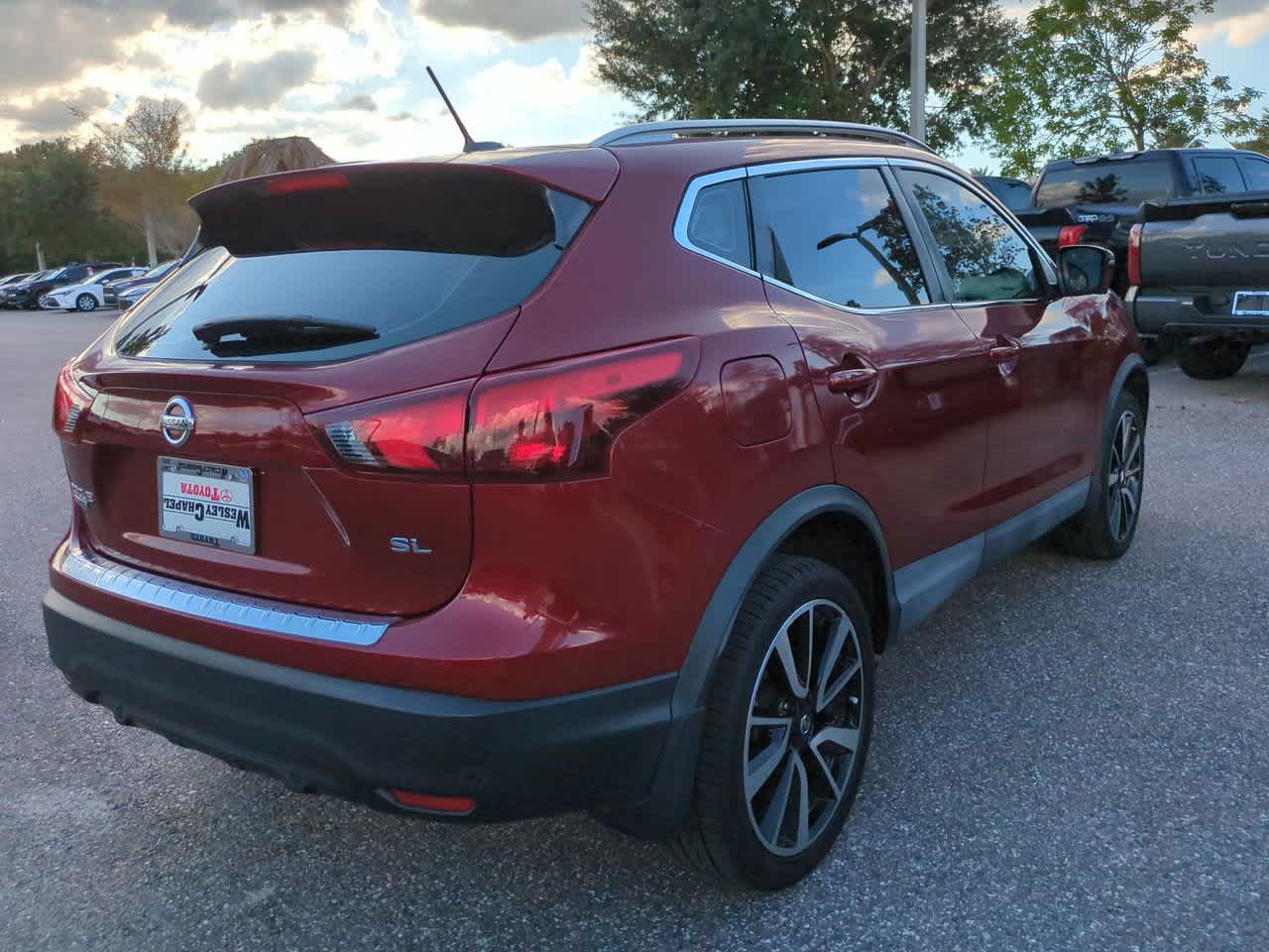 Thumbnail: 2019 Nissan Rogue Sport - 6