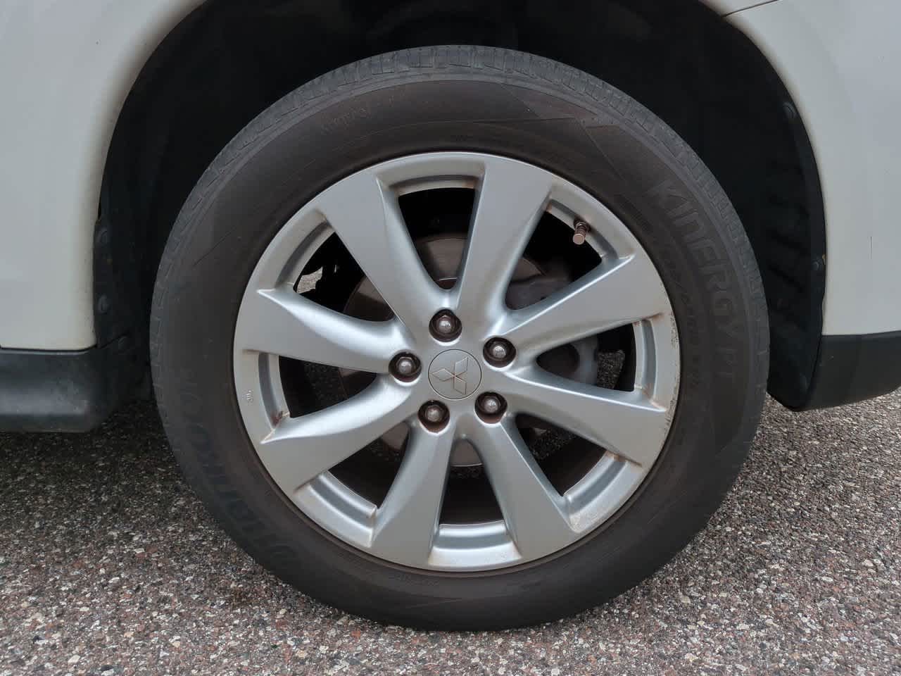 Thumbnail: 2015 Mitsubishi Outlander Sport - 11