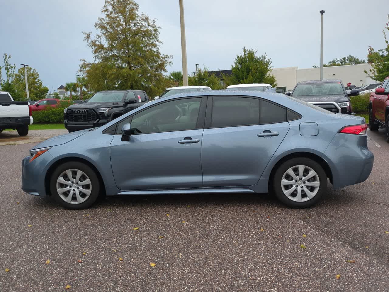 Thumbnail: 2021 Toyota Corolla - 3