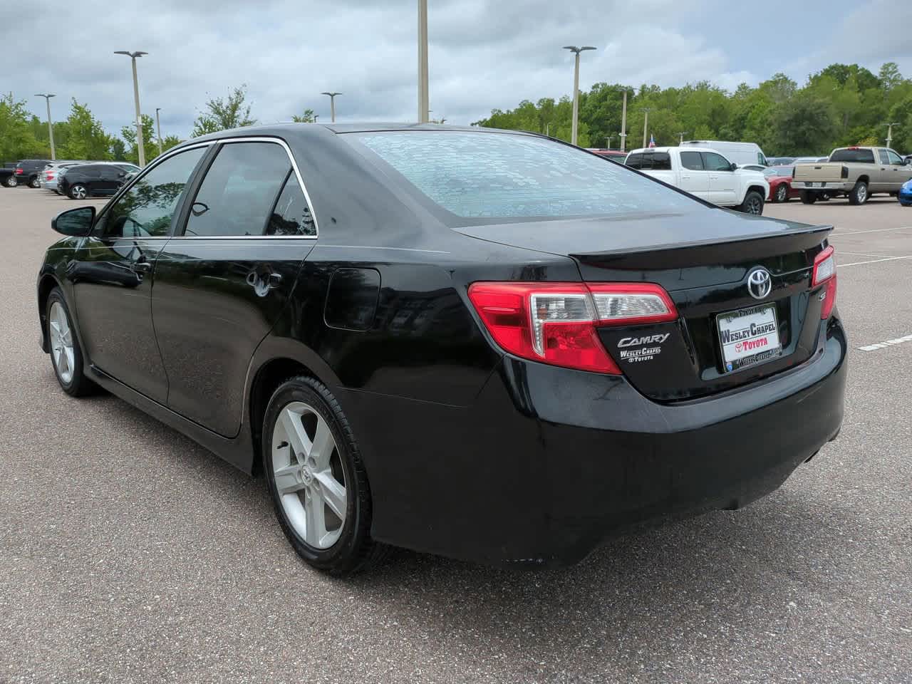 Thumbnail: 2013 Toyota Camry - 4