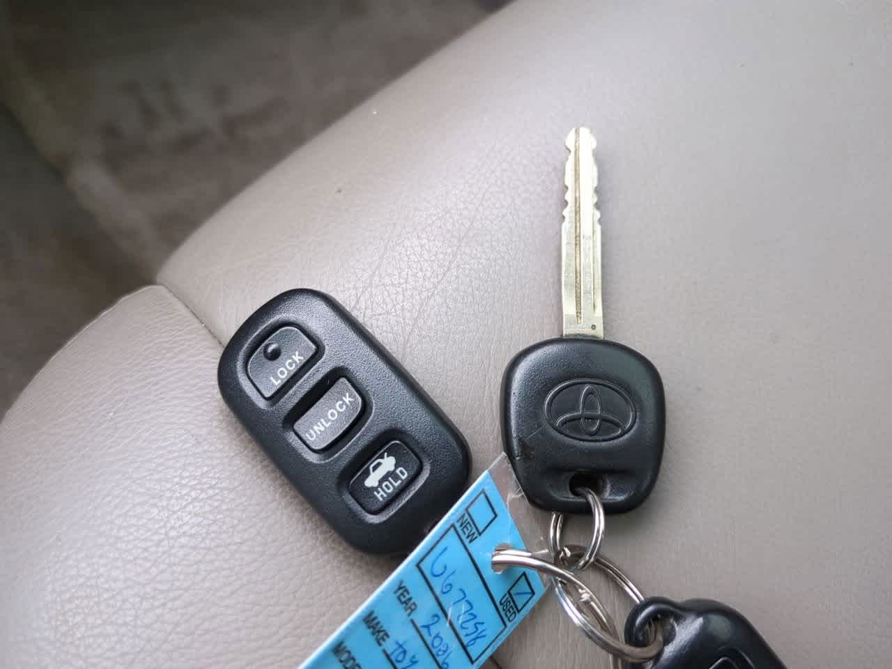 Thumbnail: 2006 Toyota Camry - 23