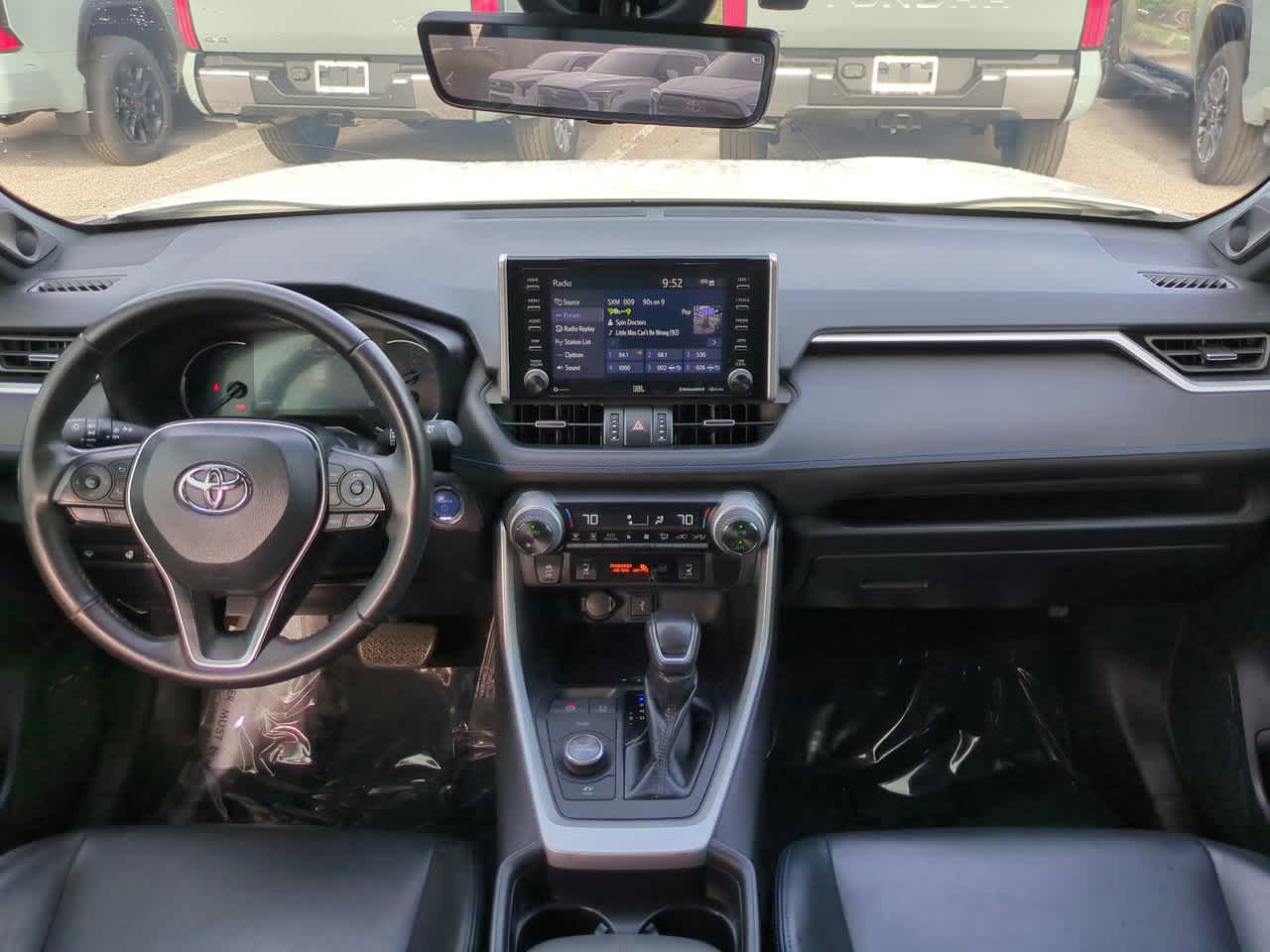 Thumbnail: 2020 Toyota RAV4 - 14