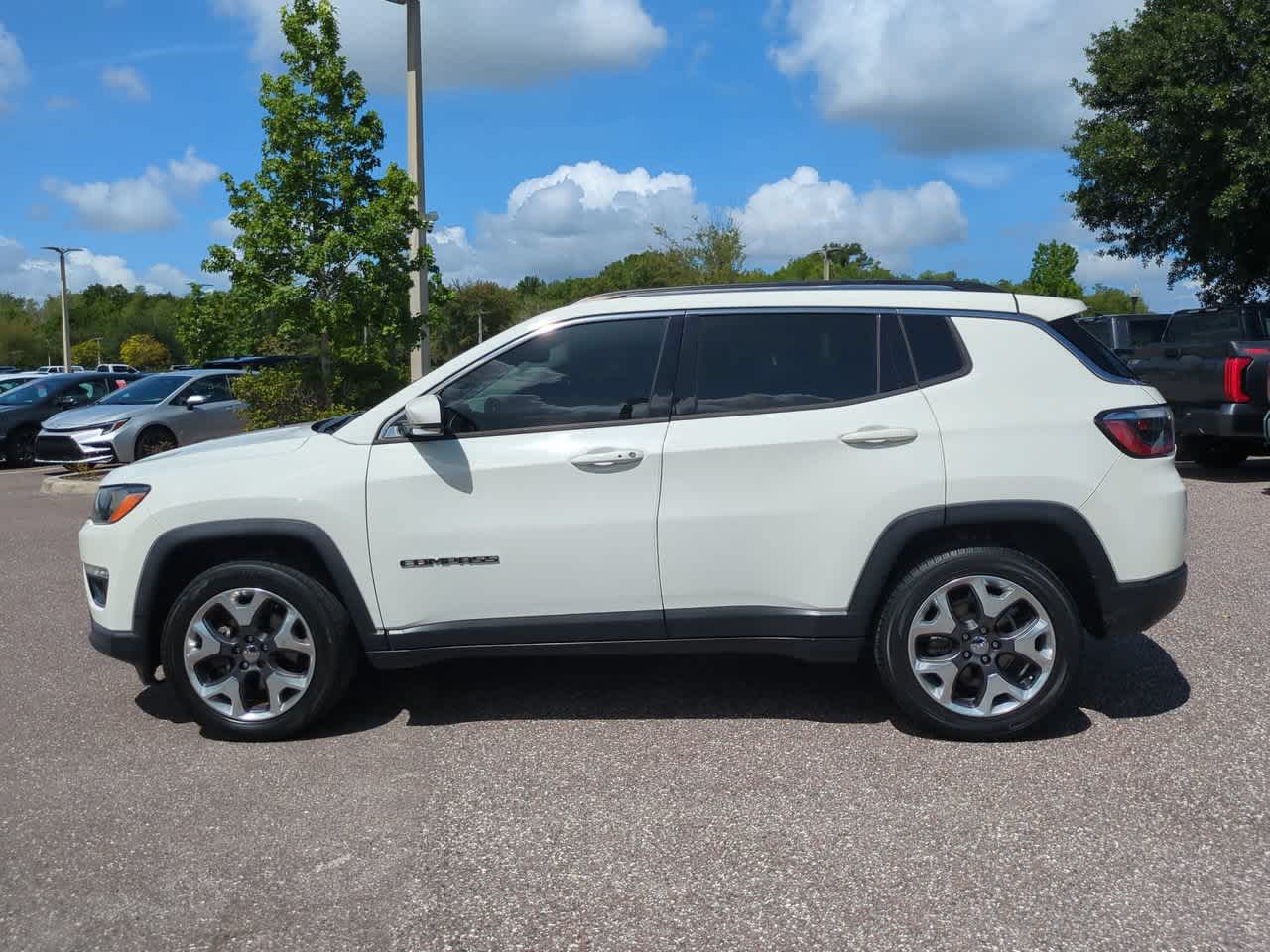 Thumbnail: 2020 Jeep Compass - 3