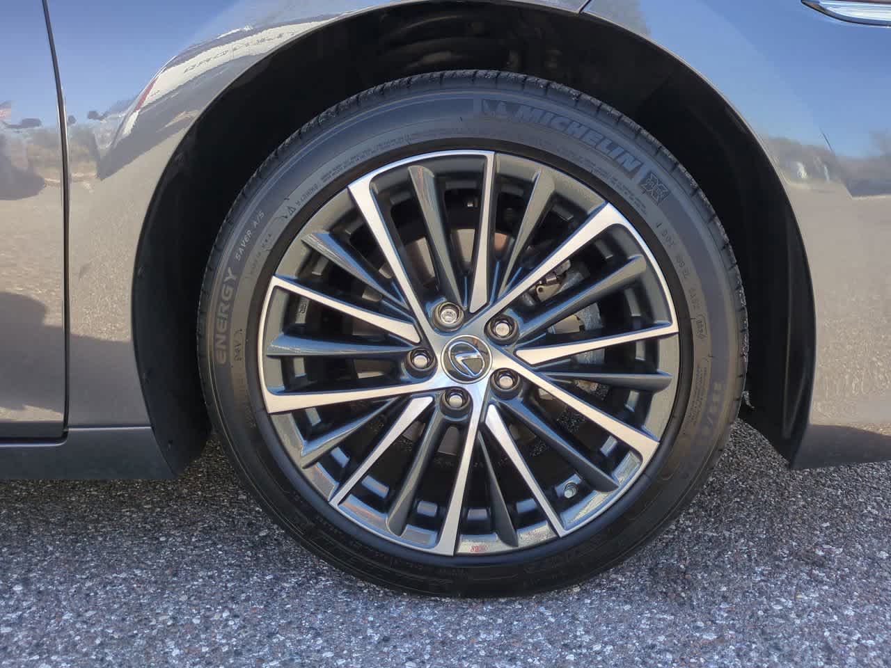 Thumbnail: 2024 Lexus ES - 11