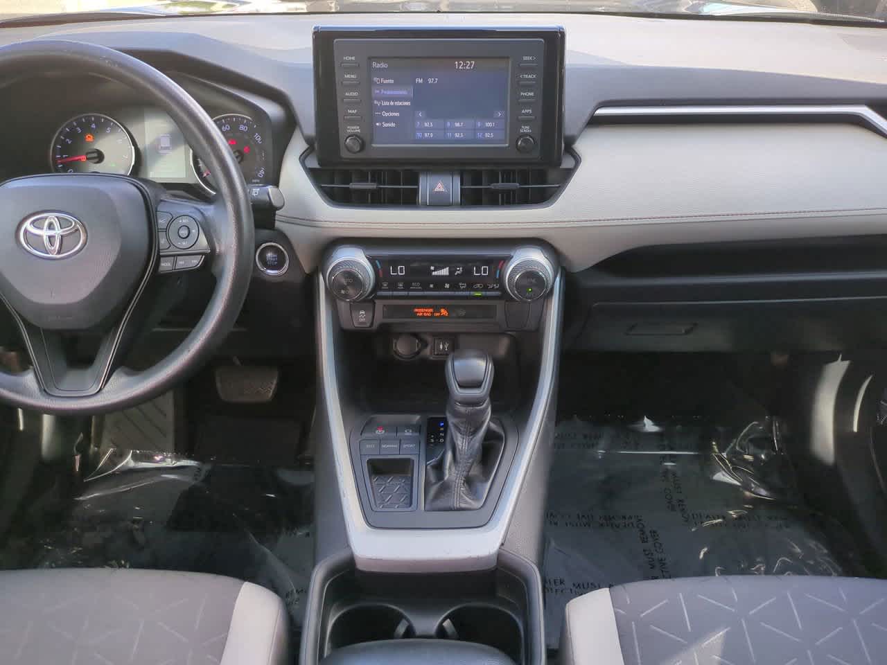 Thumbnail: 2019 Toyota RAV4 - 18