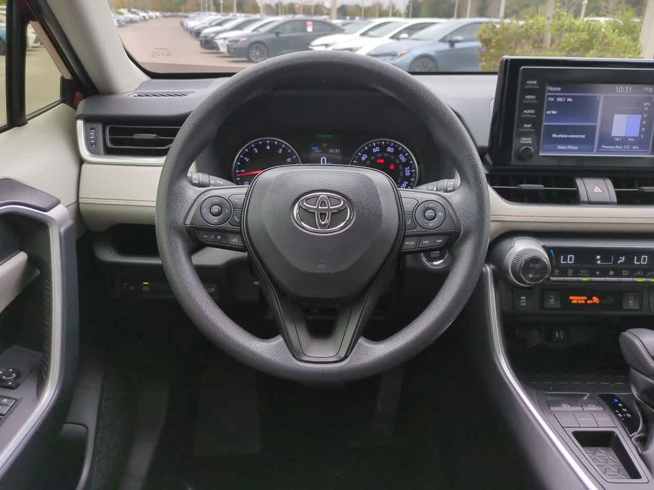 Thumbnail: 2019 Toyota RAV4 - 15