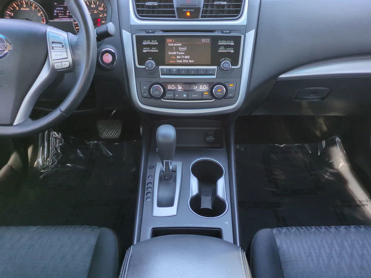 Thumbnail: 2017 Nissan Altima - 18