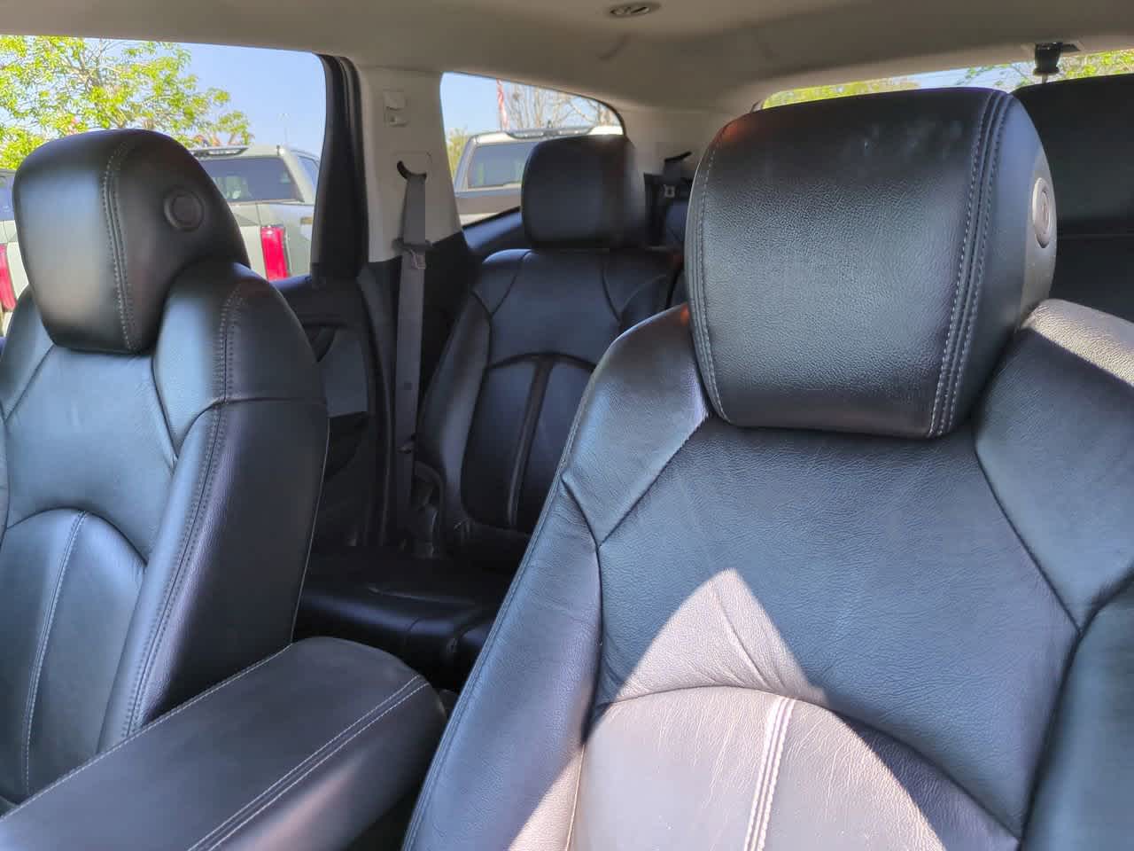 Thumbnail: 2017 Chevrolet Traverse - 8