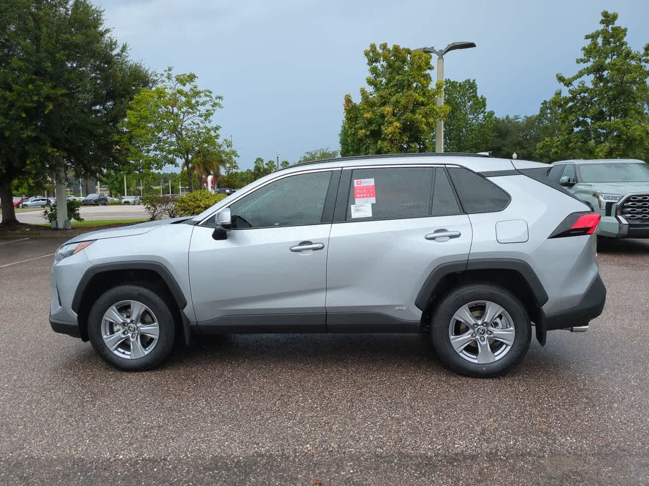 Thumbnail: 2025 Toyota RAV4 - 3