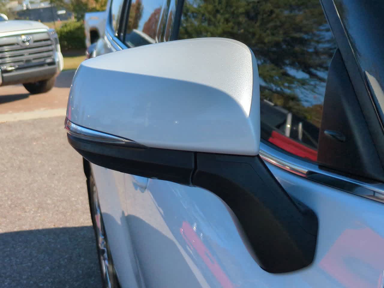 Thumbnail: 2022 Toyota Highlander - 12