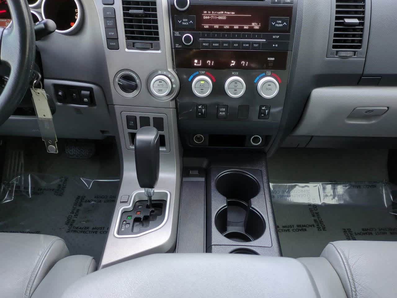 Thumbnail: 2010 Toyota Tundra - 18
