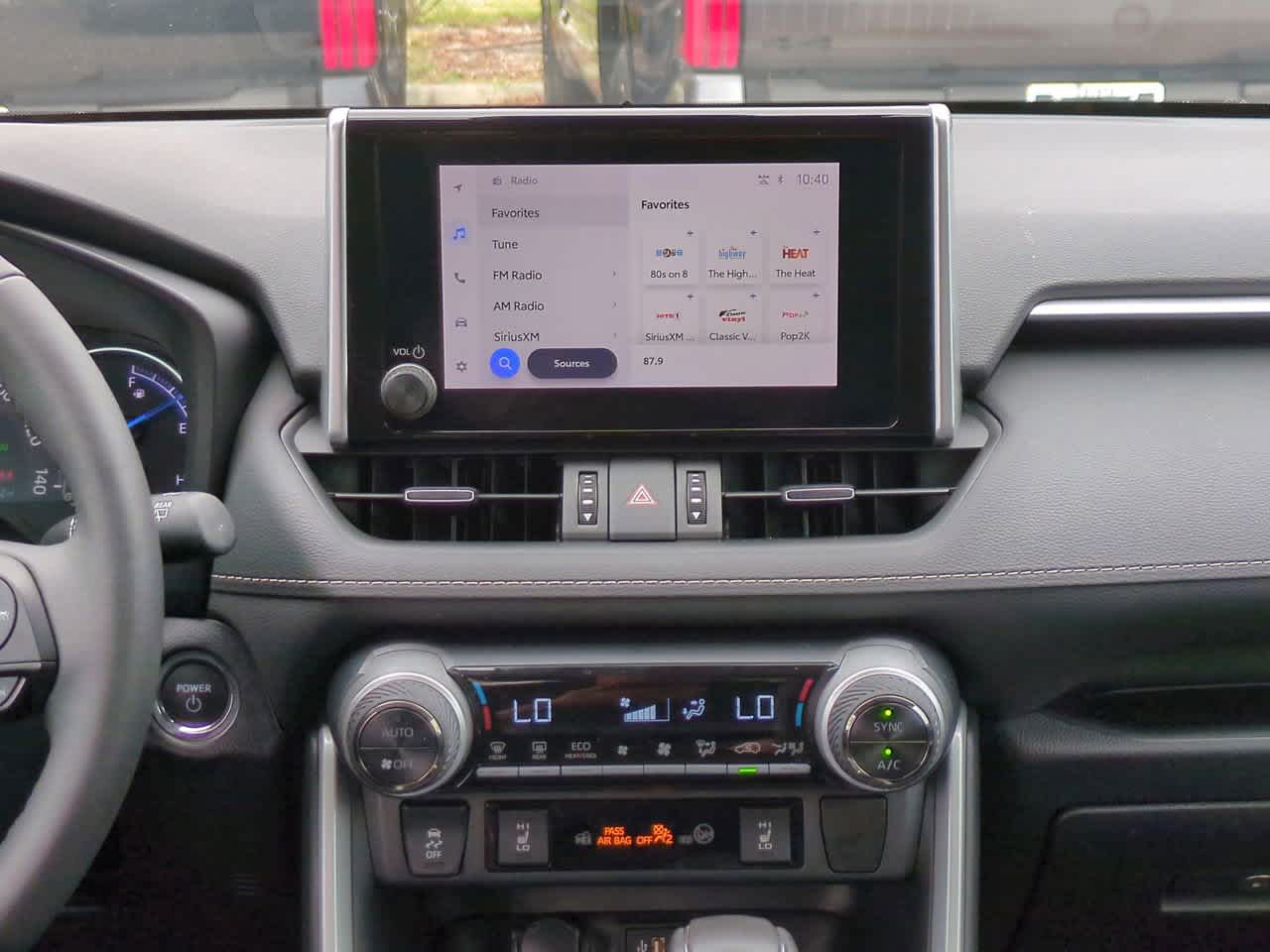 Thumbnail: 2023 Toyota RAV4 - 17