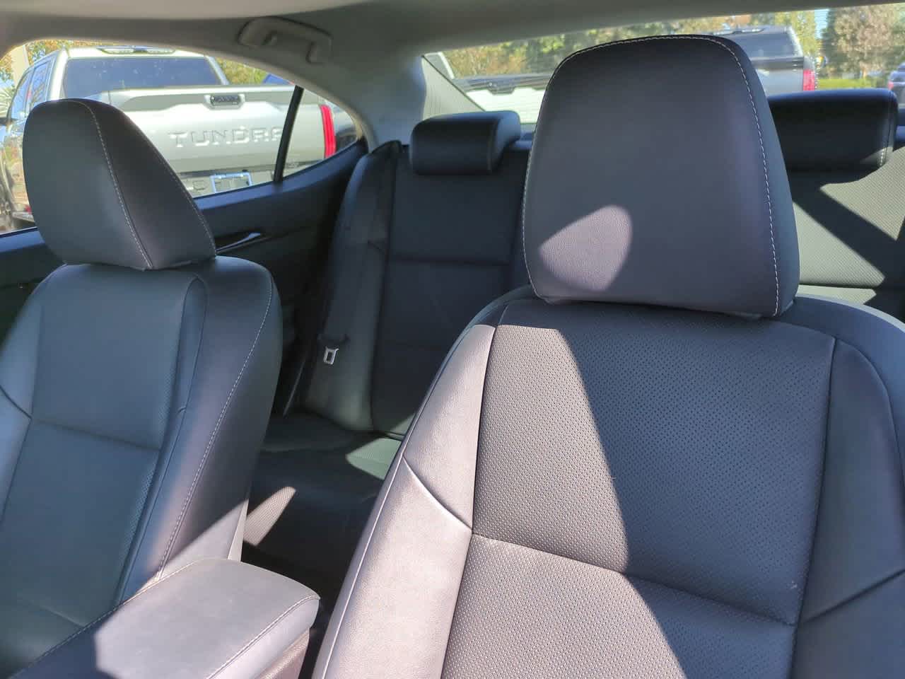 Thumbnail: 2018 Lexus ES - 8