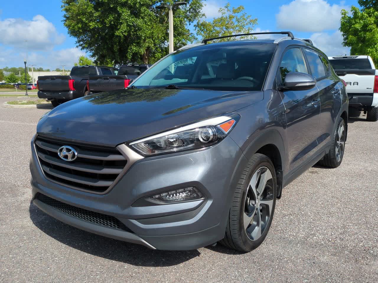 Thumbnail: 2016 Hyundai Tucson - 2