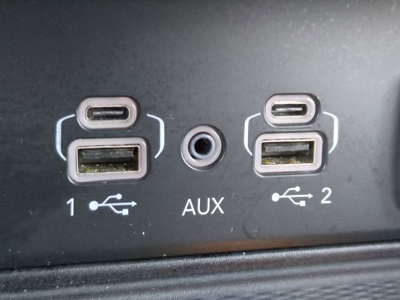 Thumbnail: 2024 Jeep Grand Cherokee L - 21