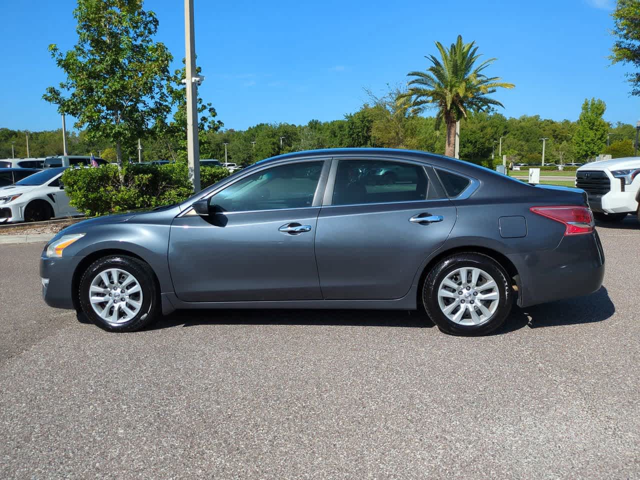 Thumbnail: 2013 Nissan Altima - 3