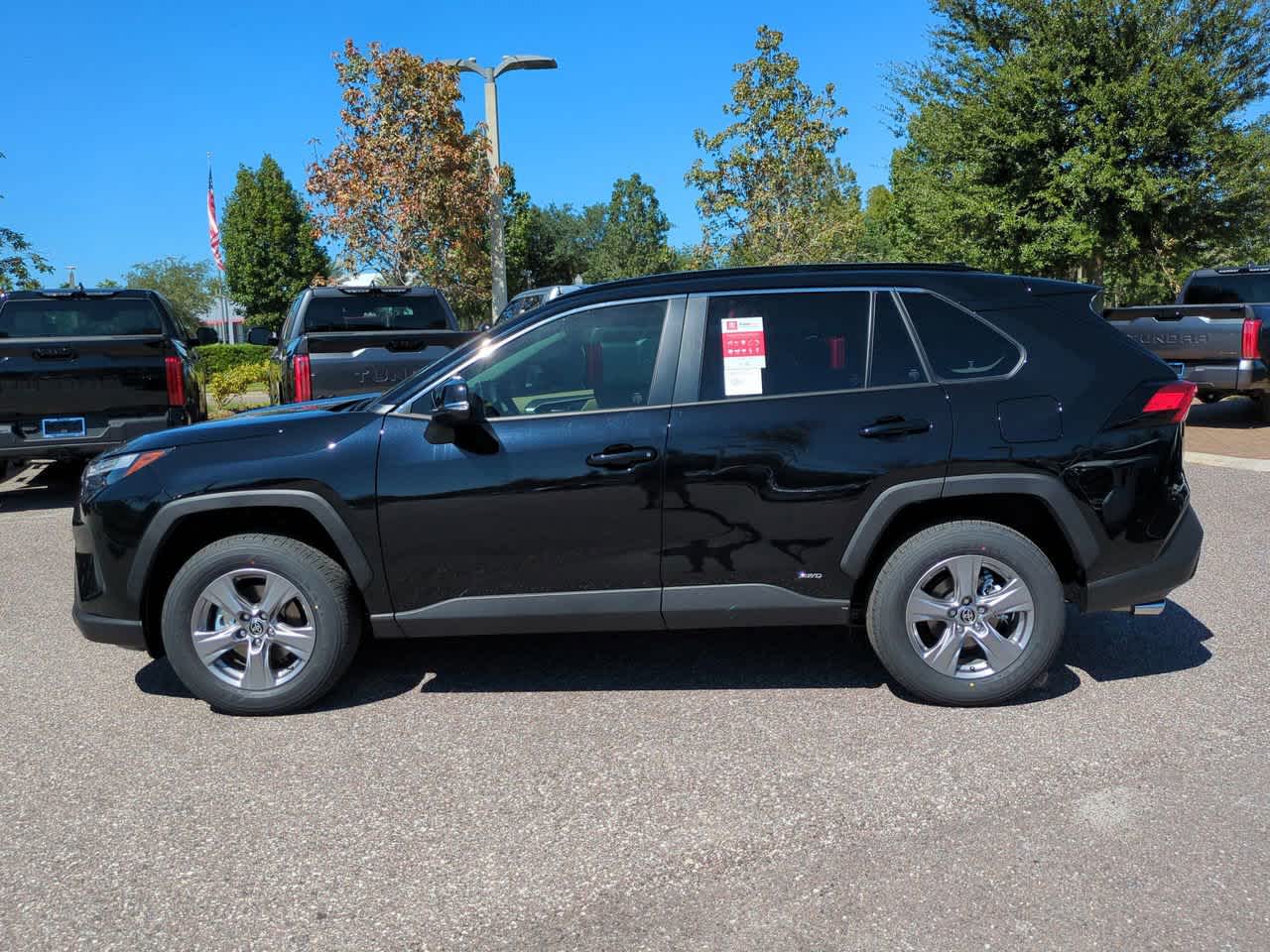 Thumbnail: 2025 Toyota RAV4 - 3