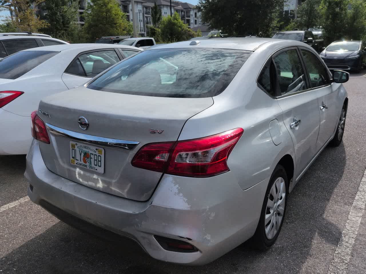 Thumbnail: 2017 Nissan Sentra - 4