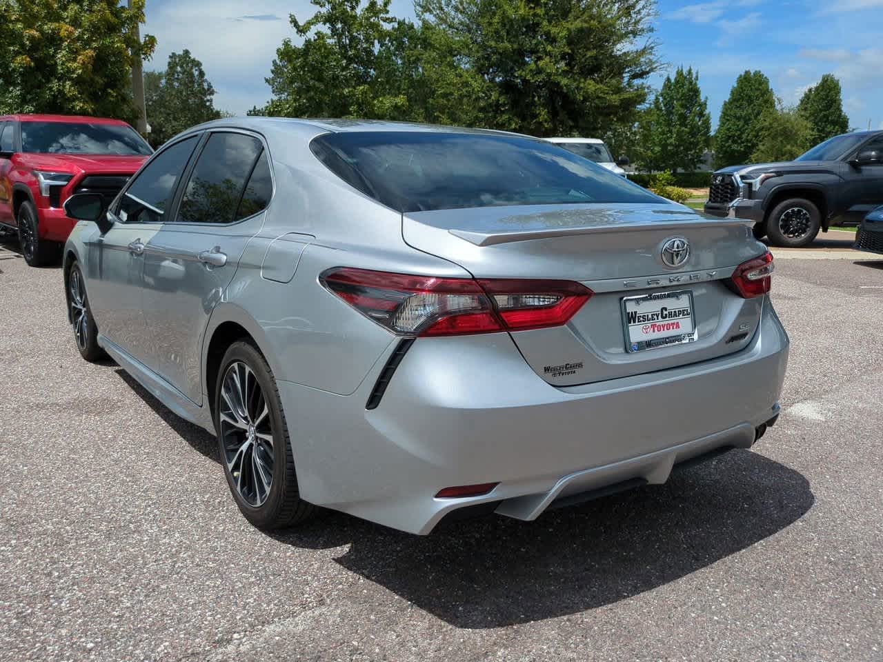 Thumbnail: 2018 Toyota Camry - 4