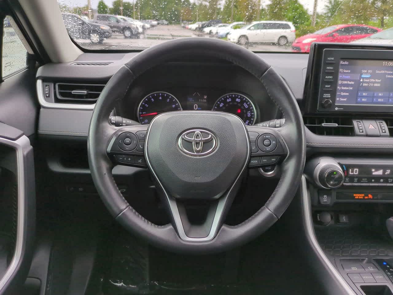 Thumbnail: 2020 Toyota RAV4 - 15